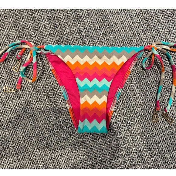 SEAFOLLY NWOT Soundwave Multi-color Zig Zag Chevron Tie Side Bikini Bottoms US 2 - Picture 1 of 4